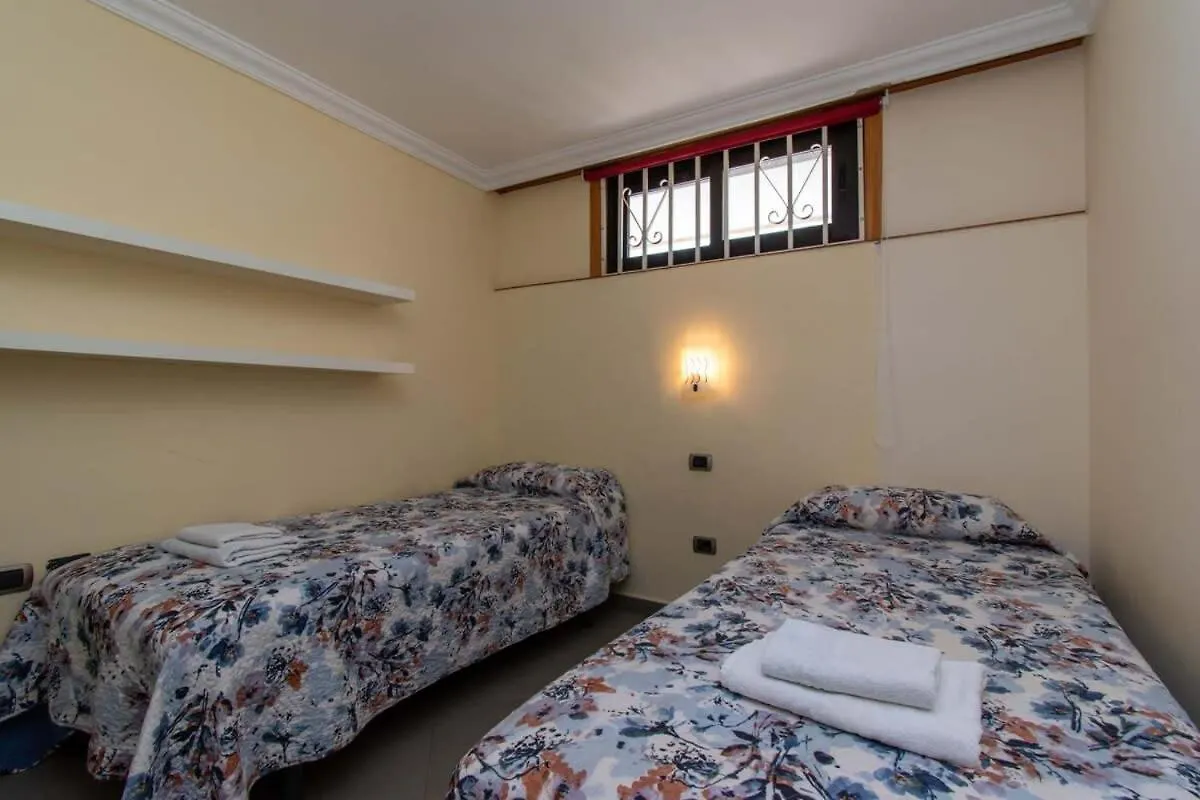 Achacay 1 - Two Bed Apartment Los Cristianos