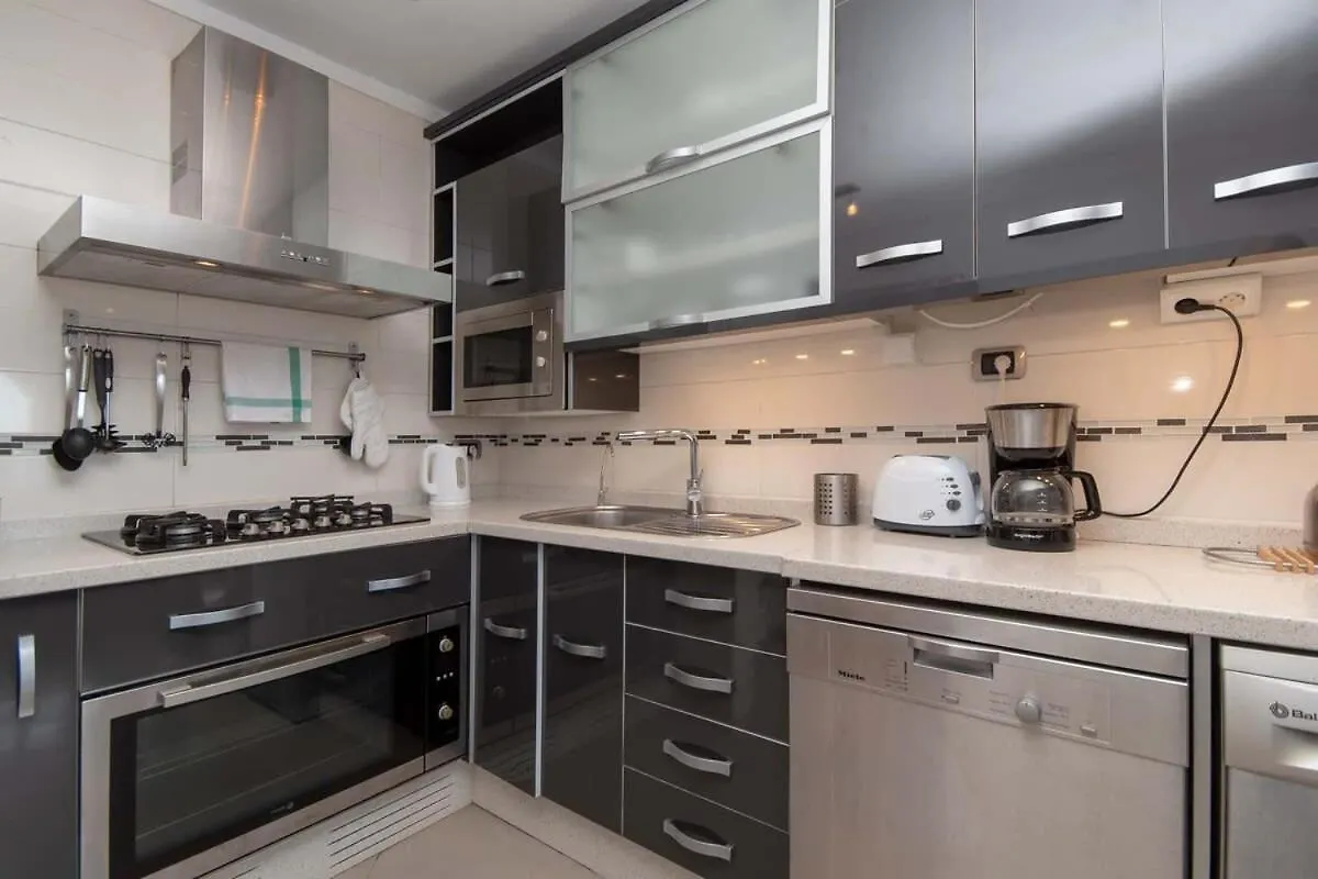 Achacay 1 - Two Bed Apartment Los Cristianos  Spain